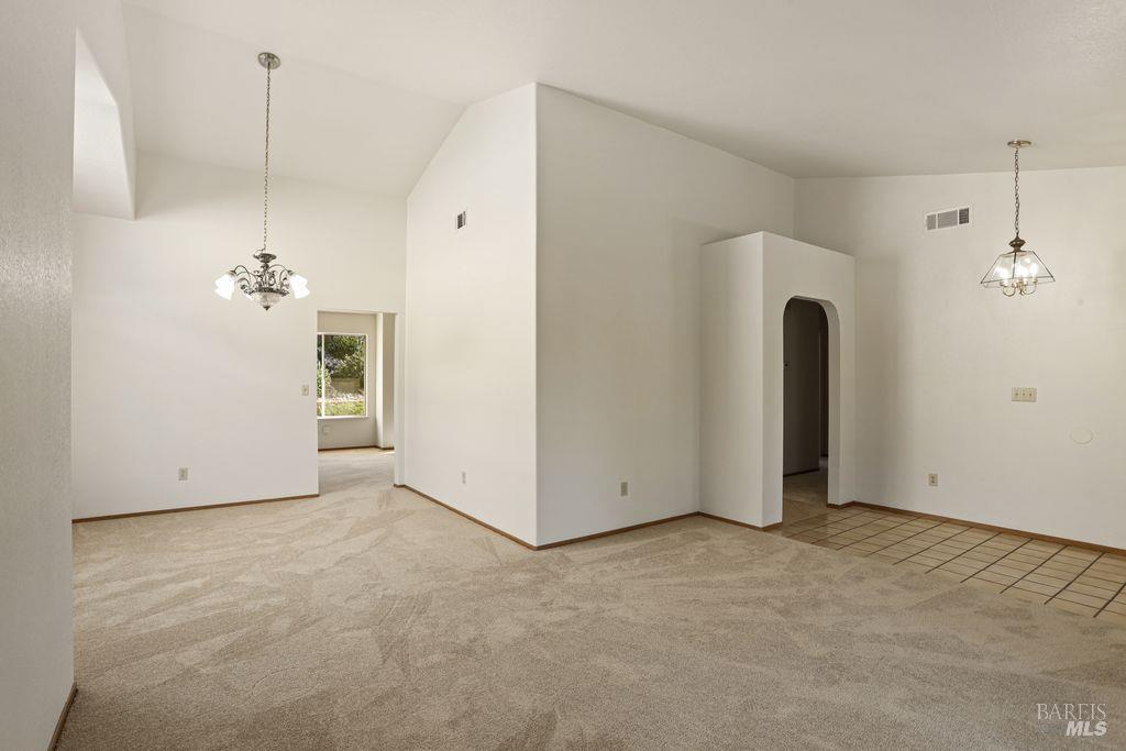 Detail Gallery Image 6 of 45 For 517 Britannia Dr, Vallejo,  CA 94591 - 3 Beds | 2 Baths