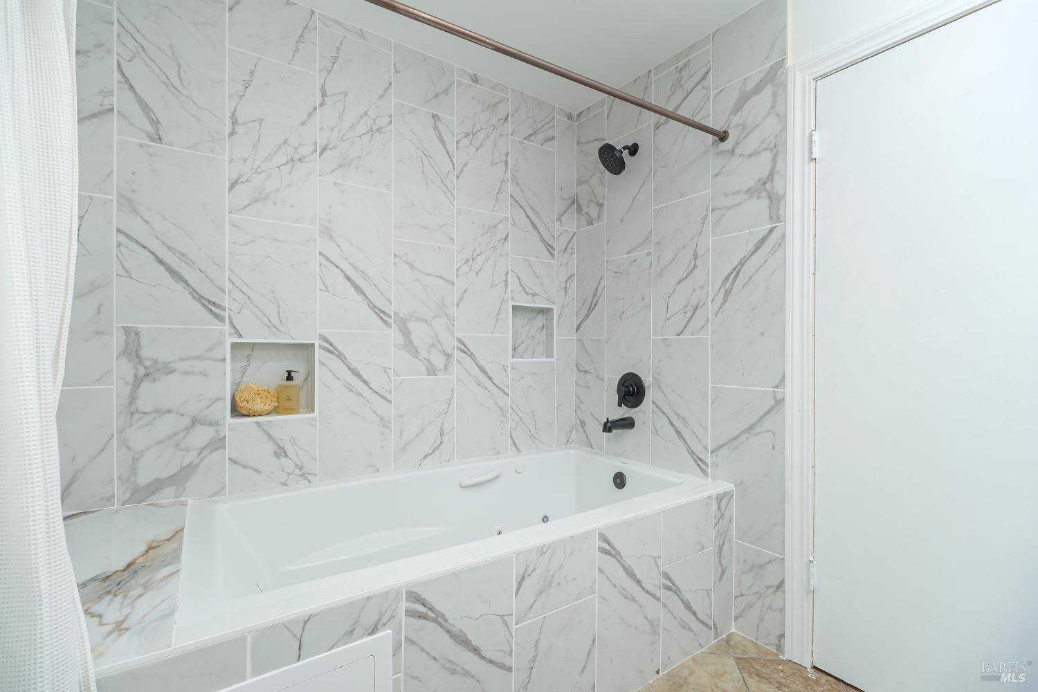 Detail Gallery Image 28 of 39 For 79 Temelec Cir, Sonoma,  CA 95476 - 3 Beds | 2 Baths