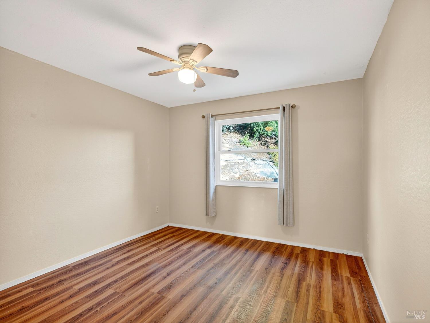 Detail Gallery Image 50 of 76 For 351 View Dr, Ukiah,  CA 95482 - 4 Beds | 3 Baths