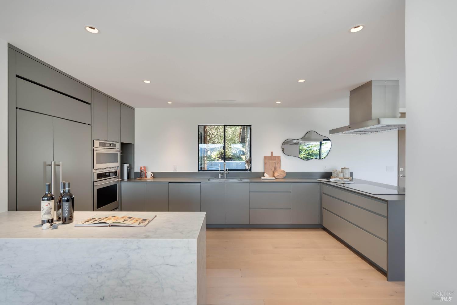 Detail Gallery Image 15 of 53 For 19185 Mesquite Ct, Sonoma,  CA 95476 - 4 Beds | 3/1 Baths