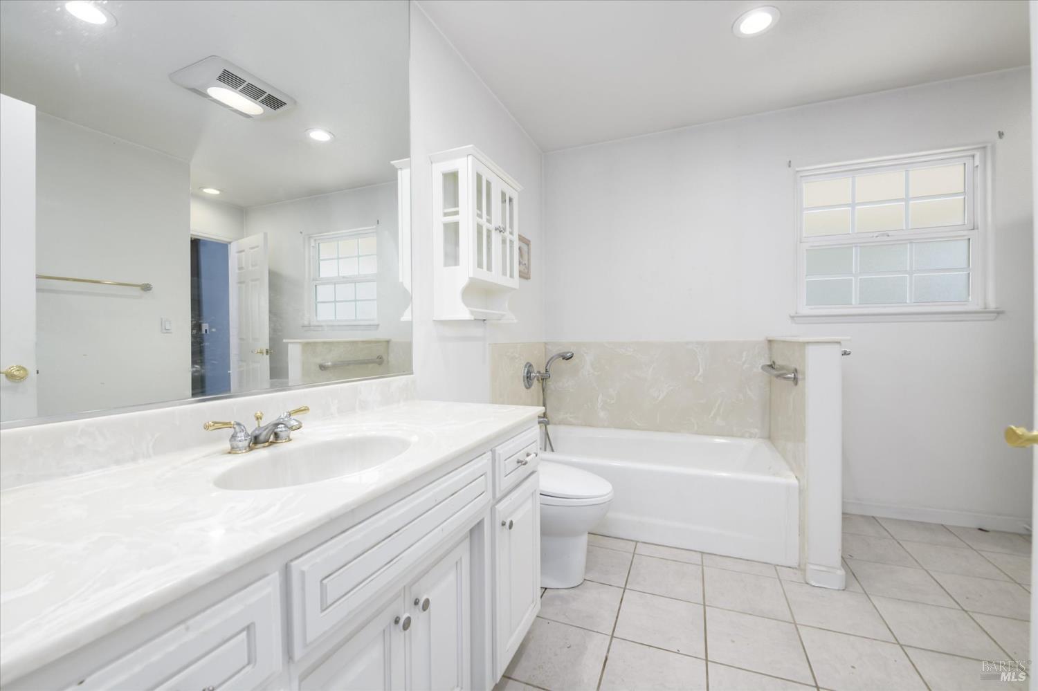 Detail Gallery Image 32 of 79 For 7961 Charlotte Ln, Vacaville,  CA 95688 - 3 Beds | 2 Baths
