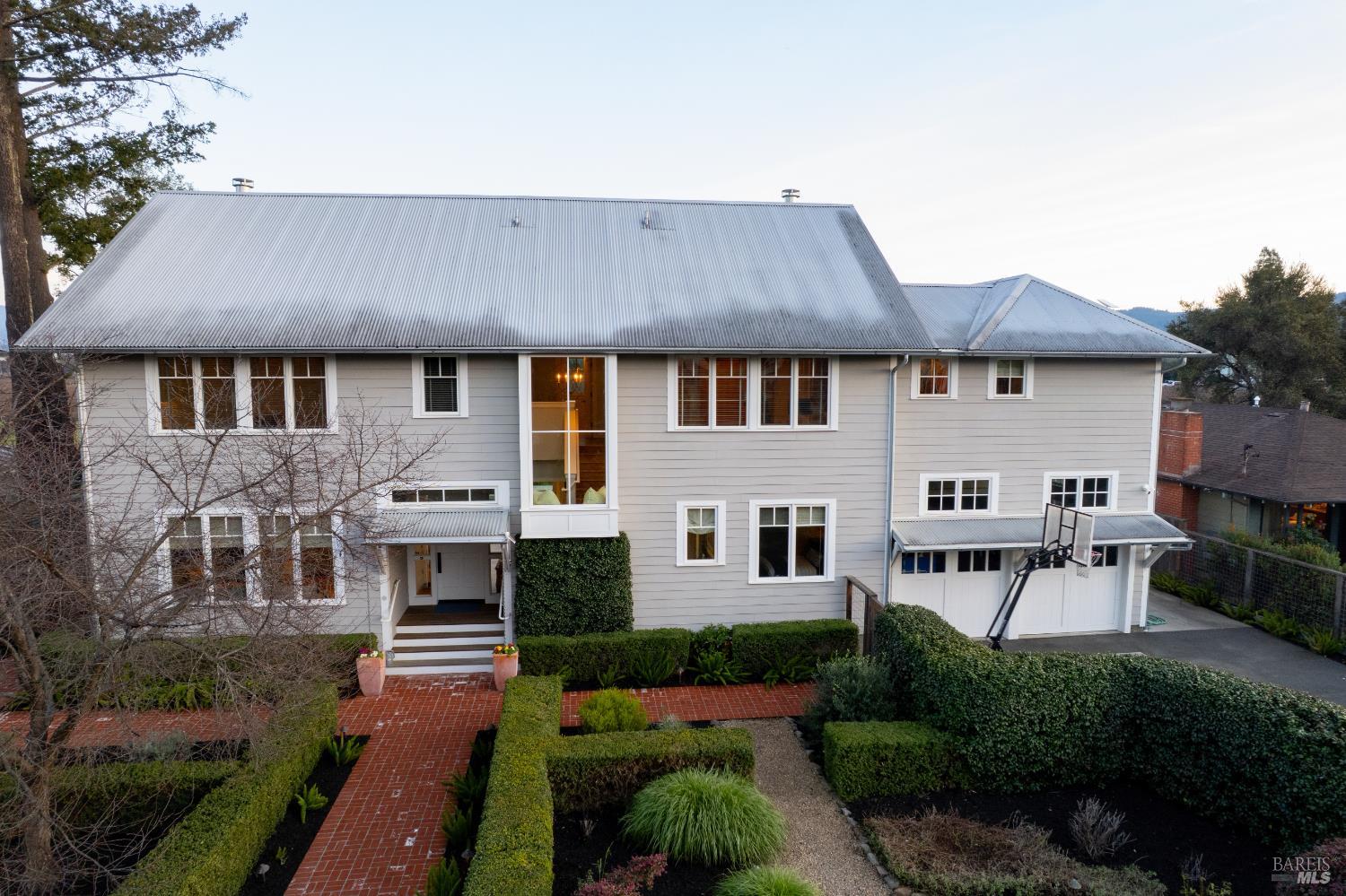 Detail Gallery Image 57 of 61 For 1135 Rutherford Rd, Rutherford,  CA 94558 - 4 Beds | 4 Baths