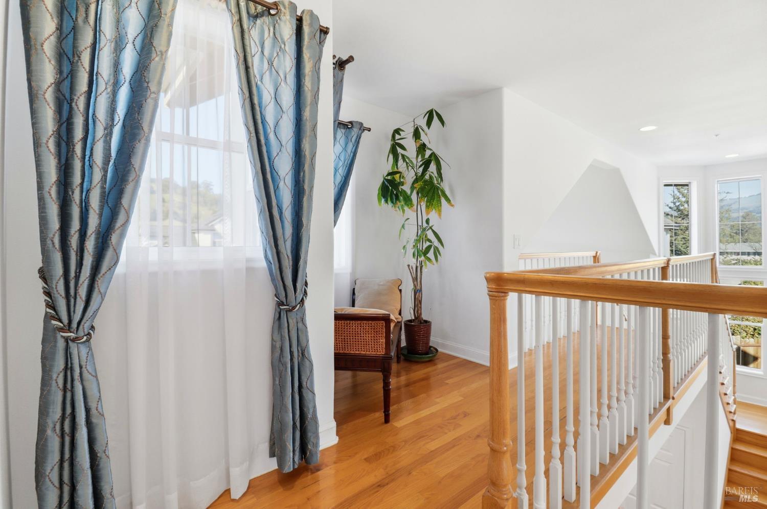 Detail Gallery Image 23 of 55 For 39 Erica Ct, Novato,  CA 94947 - 4 Beds | 3 Baths