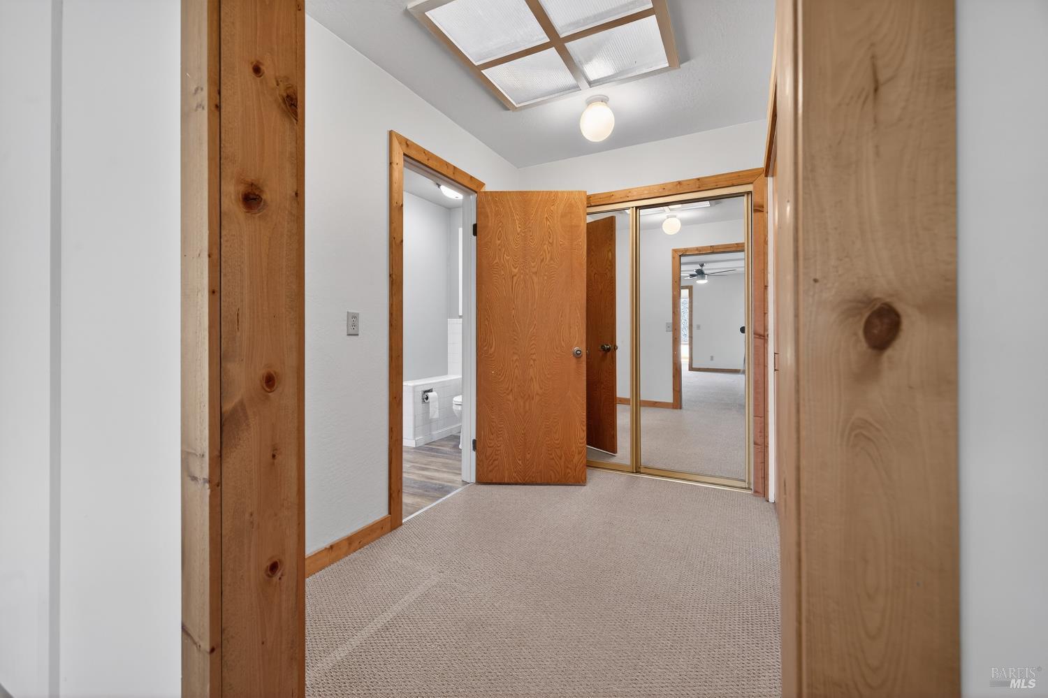 Detail Gallery Image 27 of 68 For 2299 Sobre Vista Rd, Sonoma,  CA 95476 - 3 Beds | 2/1 Baths