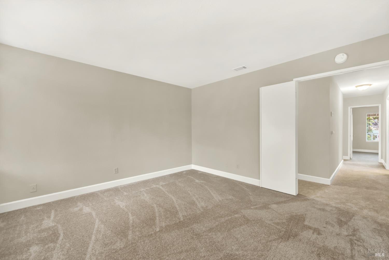 Detail Gallery Image 31 of 47 For 1437 Shelby Dr, Fairfield,  CA 94534 - 4 Beds | 2/1 Baths