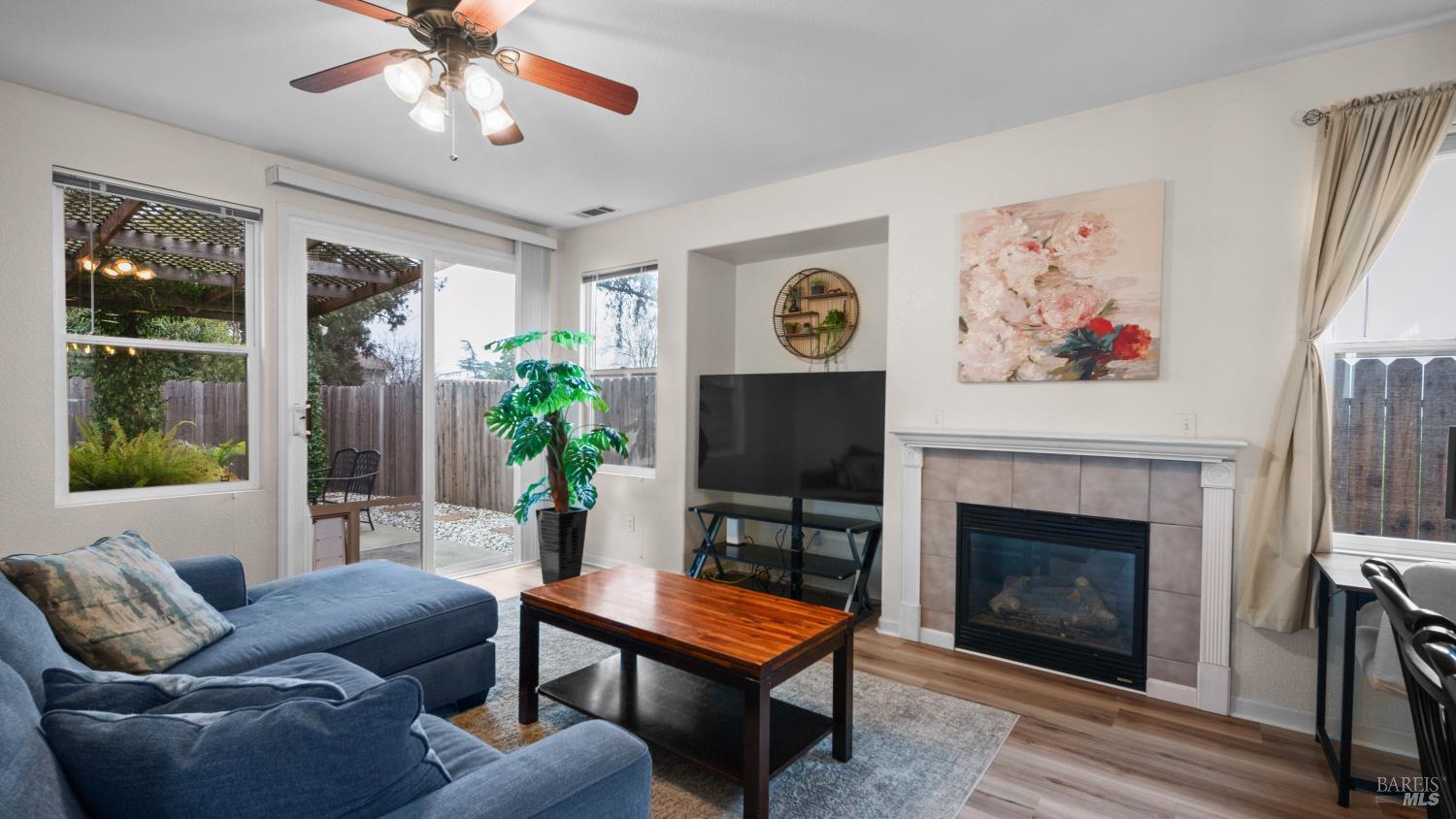 Detail Gallery Image 10 of 64 For 750 Harbor Park Dr, Suisun City,  CA 94585 - 3 Beds | 2/1 Baths