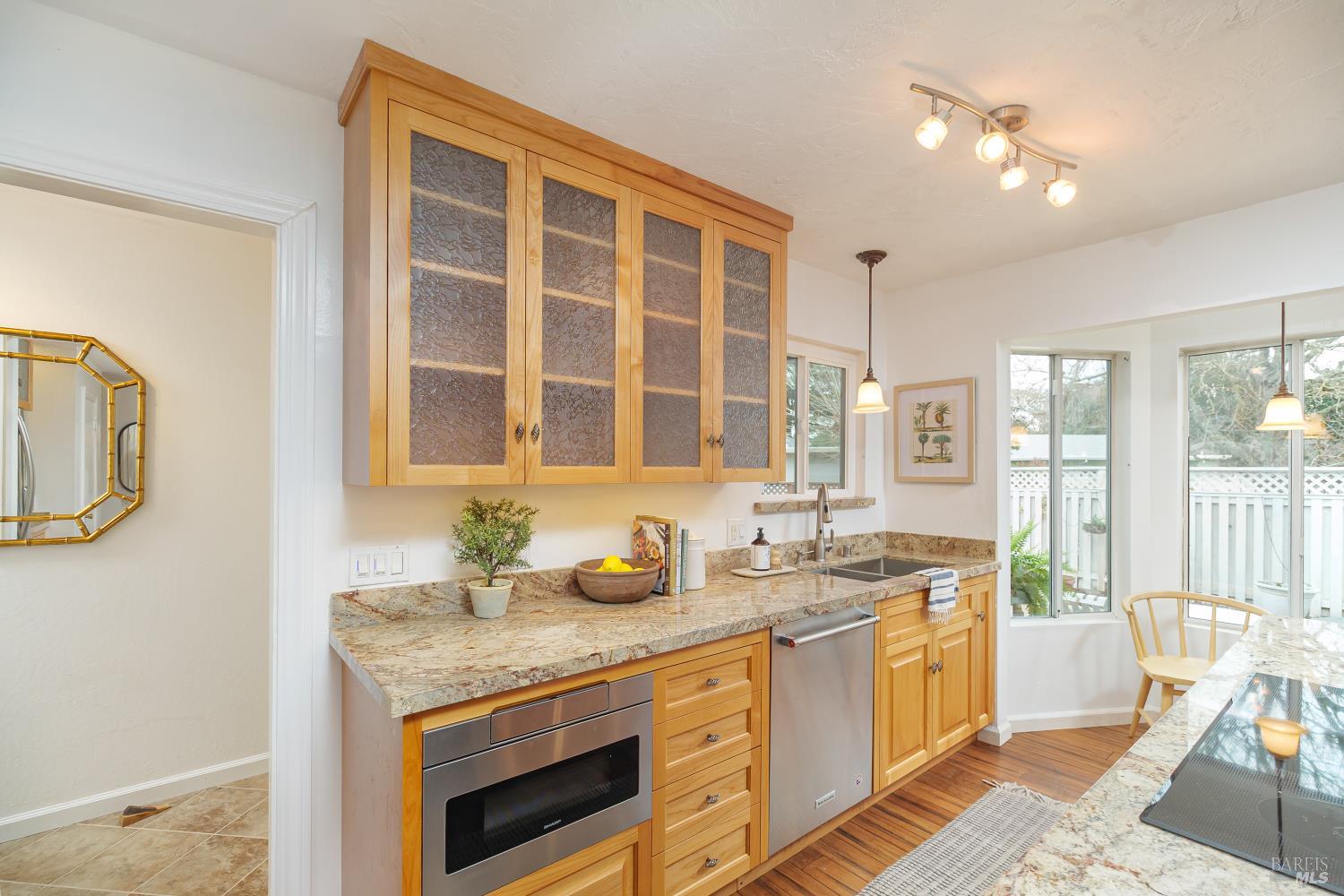 Detail Gallery Image 13 of 39 For 79 Temelec Cir, Sonoma,  CA 95476 - 3 Beds | 2 Baths