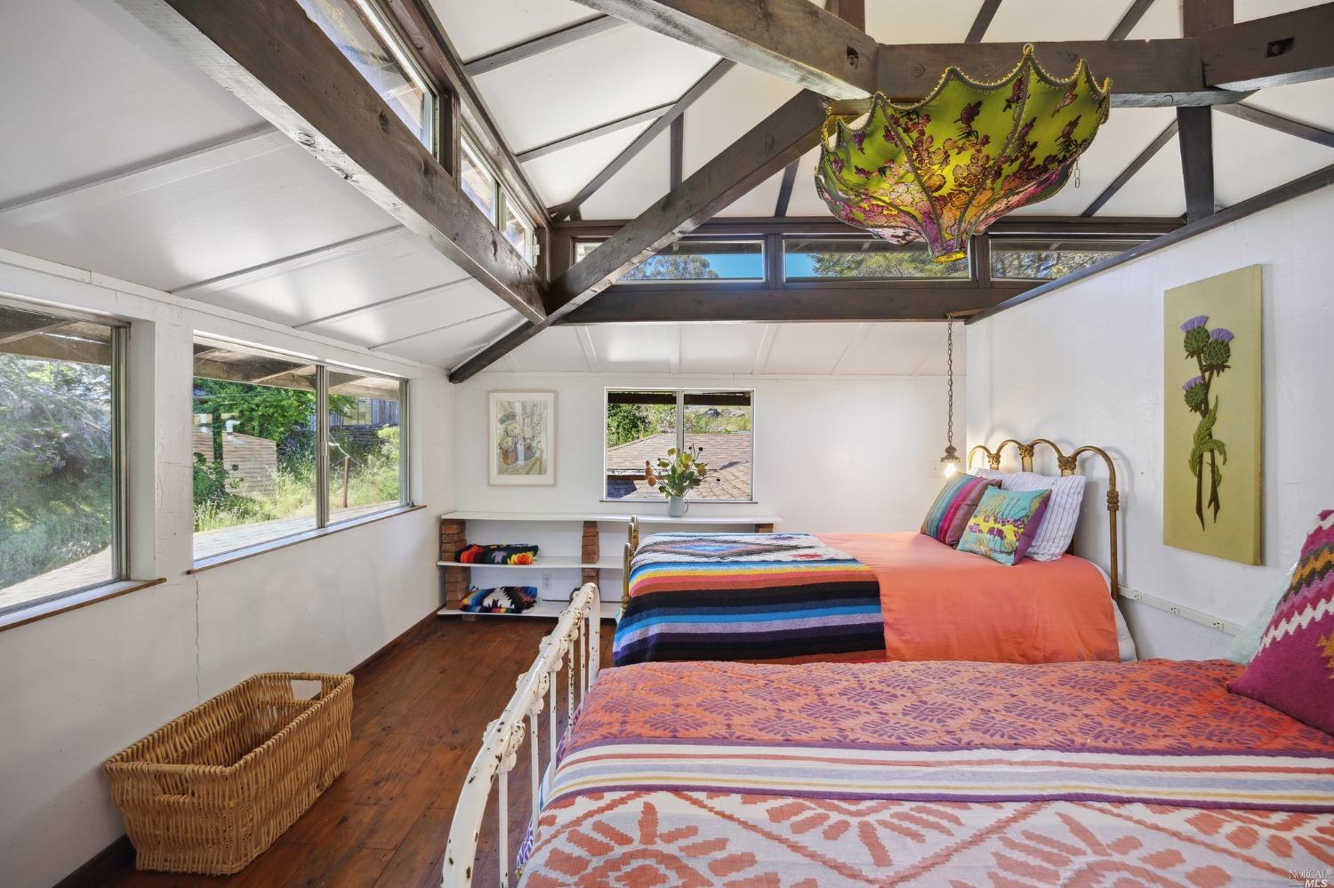 Detail Gallery Image 20 of 33 For 5953 Shoreline Hwy, Bolinas,  CA 94924 - 3 Beds | 1/1 Baths