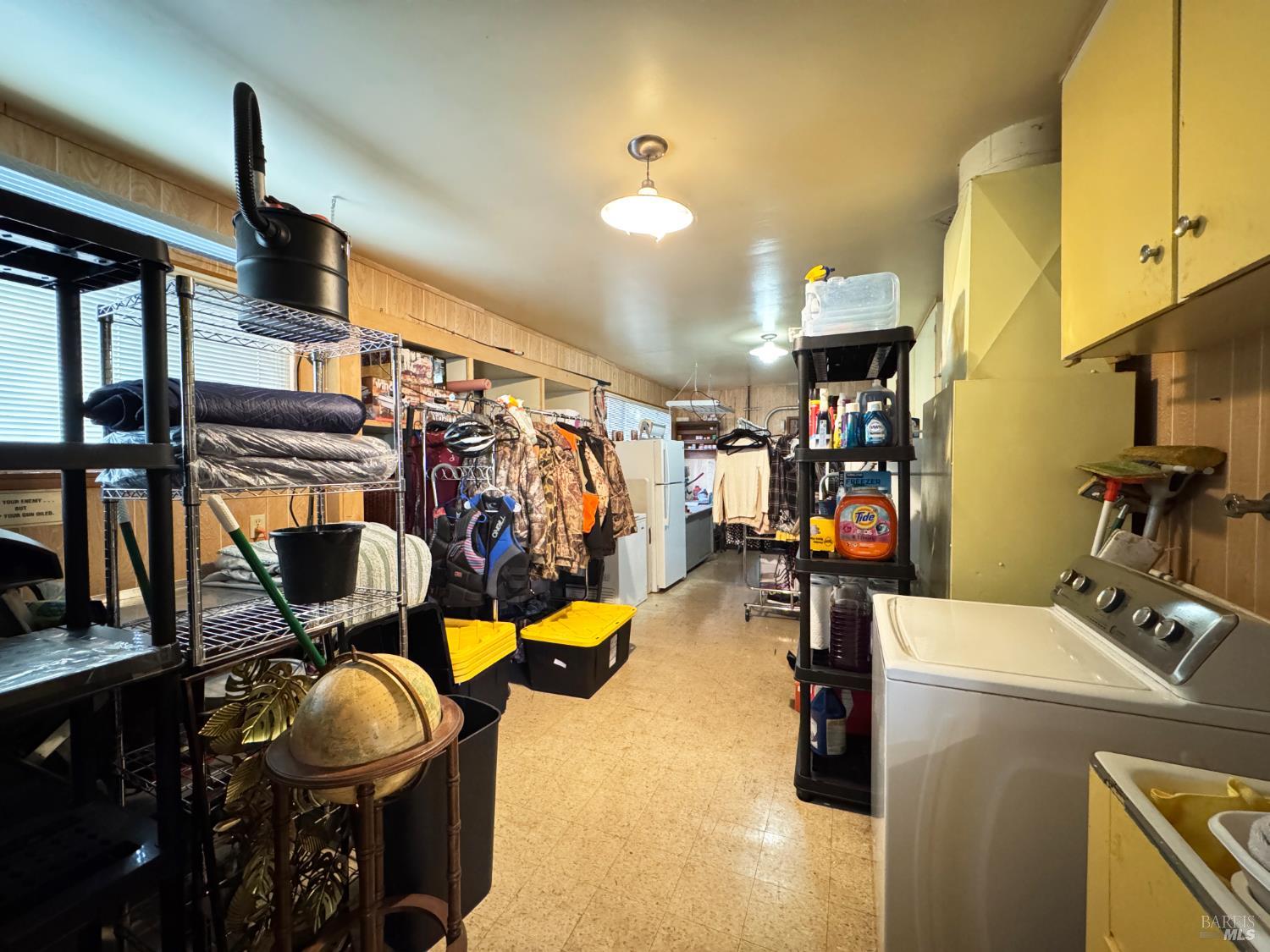 Detail Gallery Image 18 of 65 For 8411 Hwy 175 Hwy, Hopland,  CA 95449 - 3 Beds | 2 Baths