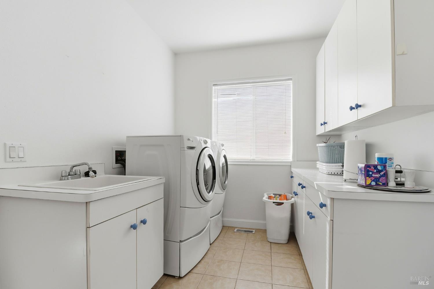 Detail Gallery Image 45 of 55 For 39 Erica Ct, Novato,  CA 94947 - 4 Beds | 3 Baths