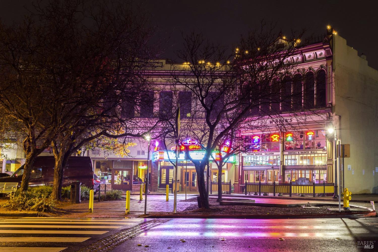 Detail Gallery Image 58 of 61 For 1636 Sarkesian Dr, Petaluma,  CA 94954 - 4 Beds | 3 Baths