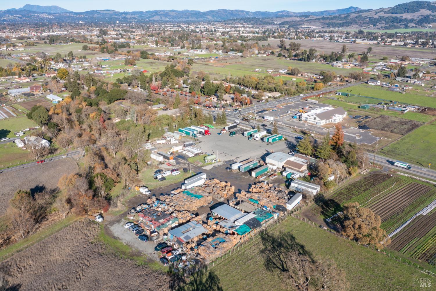 Detail Gallery Image 5 of 9 For 3809 Stony Point Rd, Santa Rosa,  CA 95407 - – Beds | – Baths