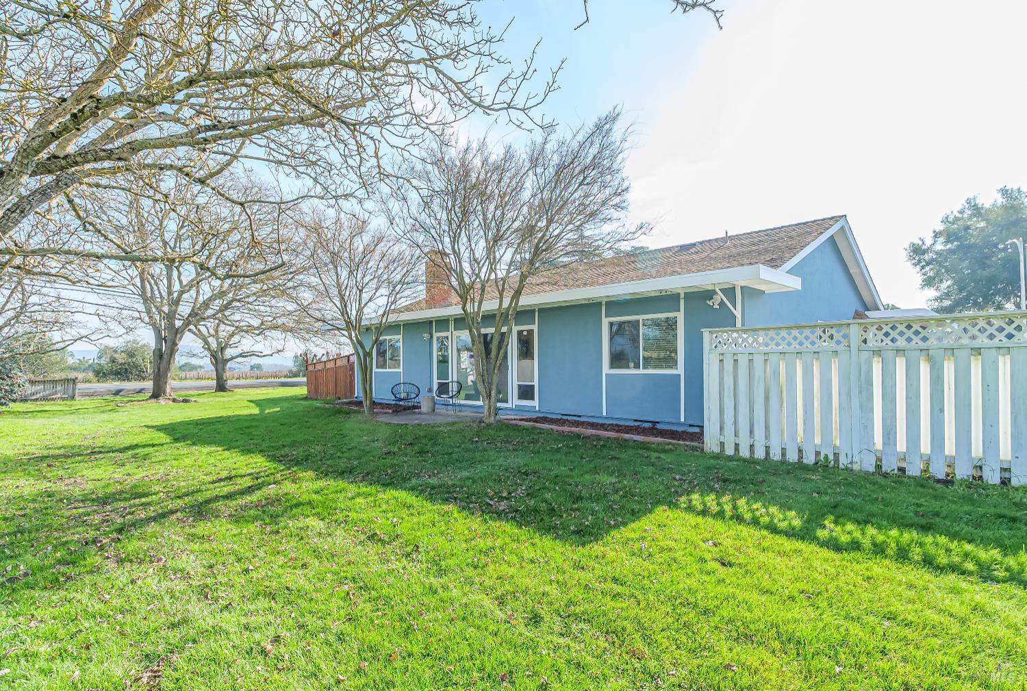 Detail Gallery Image 35 of 39 For 79 Temelec Cir, Sonoma,  CA 95476 - 3 Beds | 2 Baths