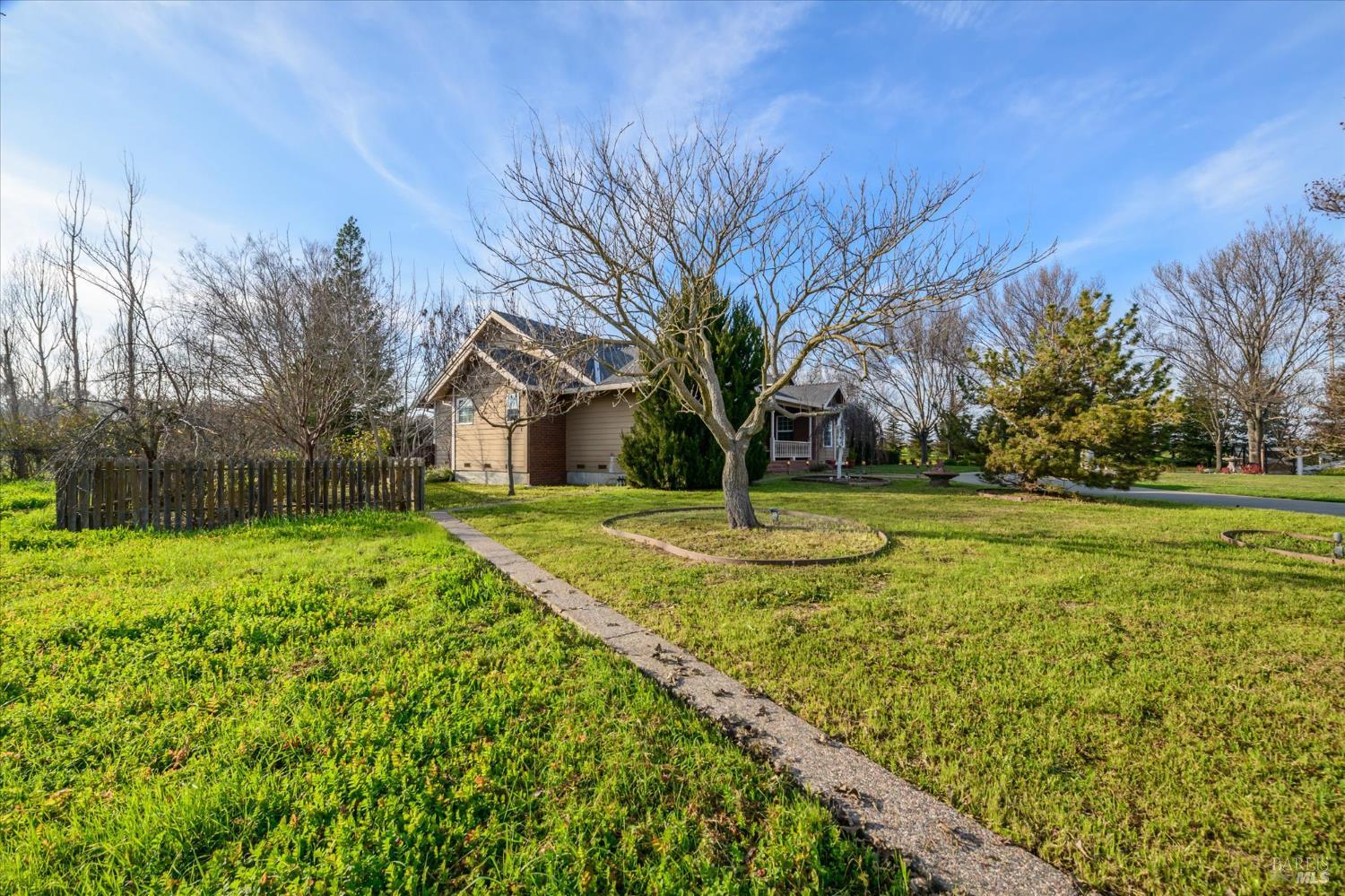 Detail Gallery Image 6 of 79 For 7961 Charlotte Ln, Vacaville,  CA 95688 - 3 Beds | 2 Baths