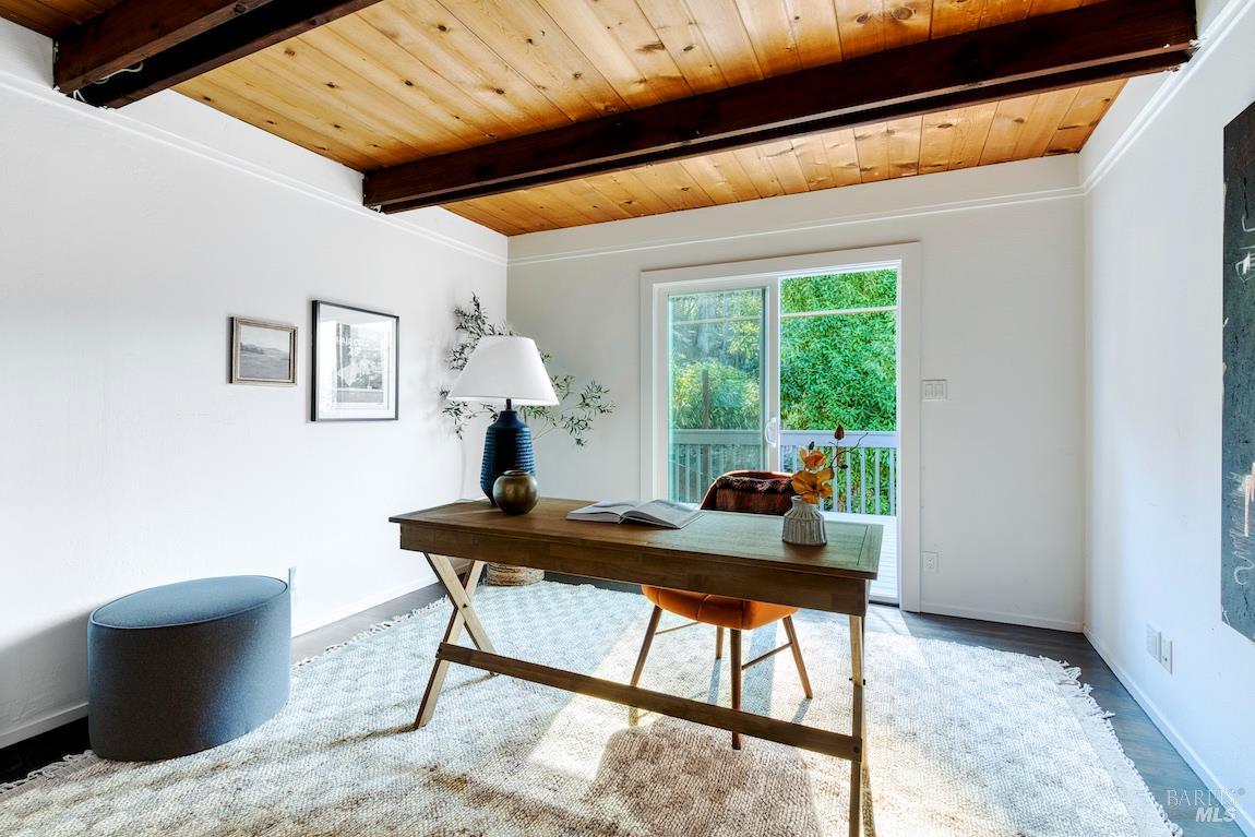 Detail Gallery Image 12 of 47 For 20 Poppy Ln, Mill Valley,  CA 94941 - 3 Beds | 2 Baths