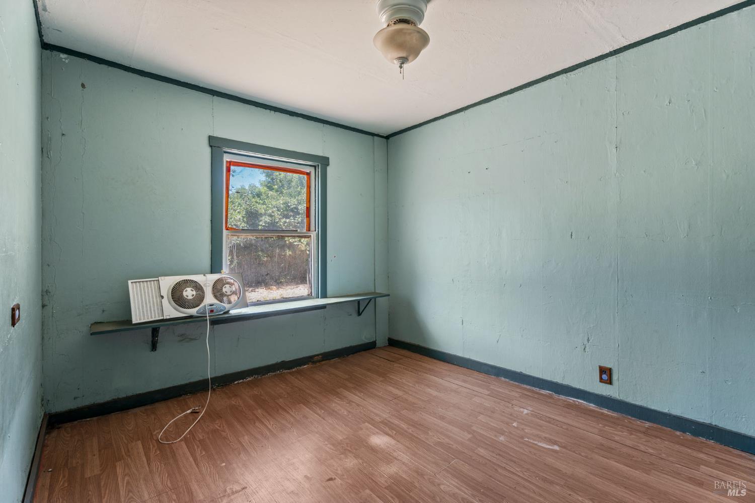 Detail Gallery Image 12 of 25 For 454 Della Ave, Willits,  CA 95490 - – Beds | – Baths