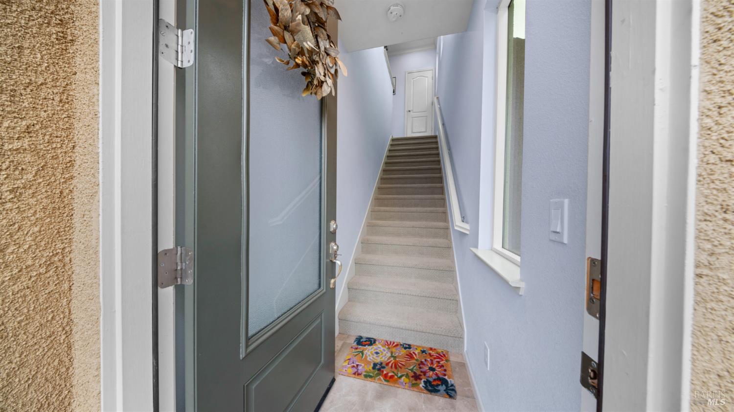 Detail Gallery Image 4 of 35 For 534 Jade St, Petaluma,  CA 94952 - 2 Beds | 2/1 Baths