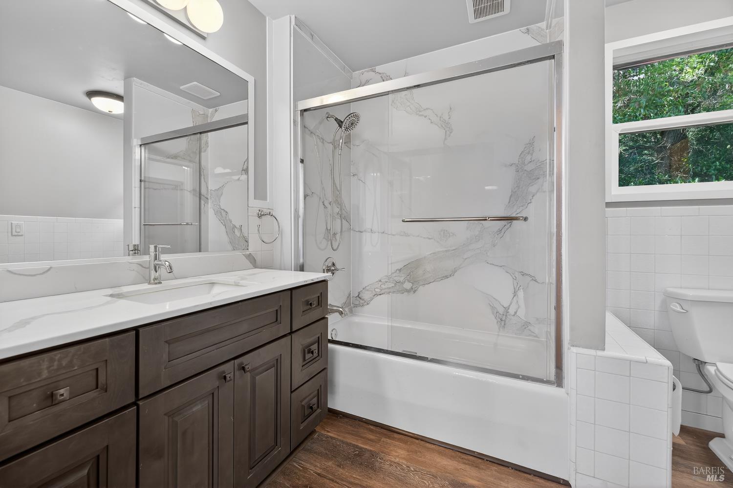 Detail Gallery Image 29 of 68 For 2299 Sobre Vista Rd, Sonoma,  CA 95476 - 3 Beds | 2/1 Baths