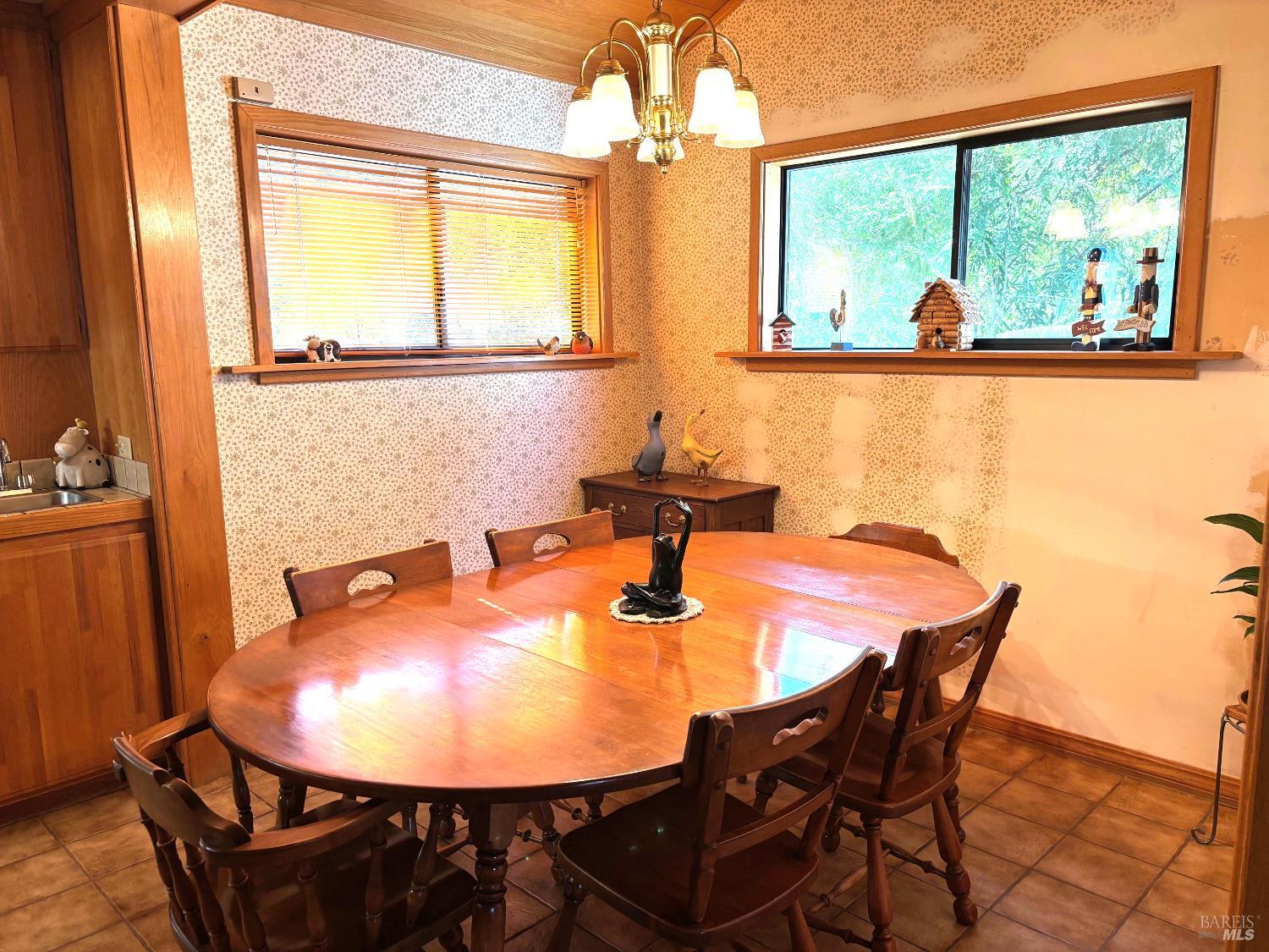 Detail Gallery Image 8 of 32 For 3680 Calistoga Rd, Santa Rosa,  CA 95404 - 2 Beds | 2 Baths