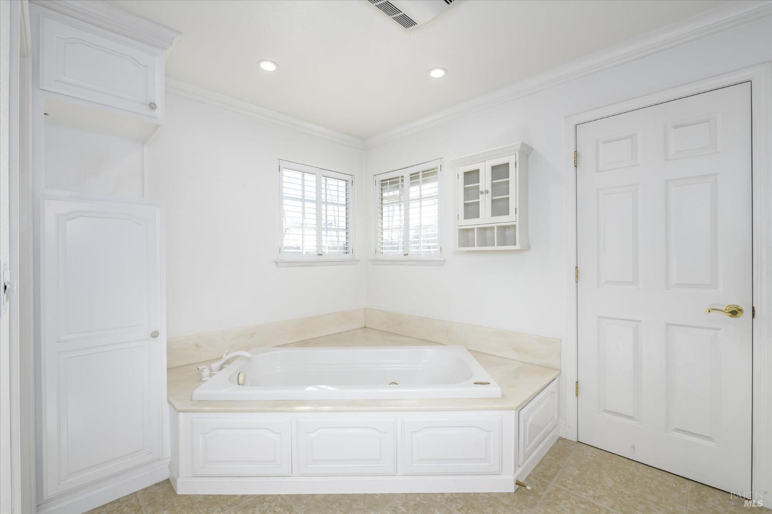 Detail Gallery Image 27 of 79 For 7961 Charlotte Ln, Vacaville,  CA 95688 - 3 Beds | 2 Baths