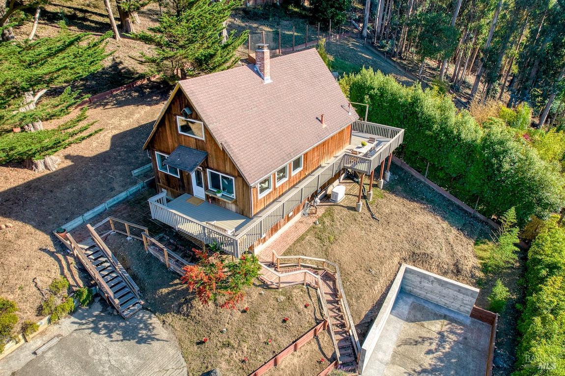 Detail Gallery Image 33 of 47 For 20 Poppy Ln, Mill Valley,  CA 94941 - 3 Beds | 2 Baths