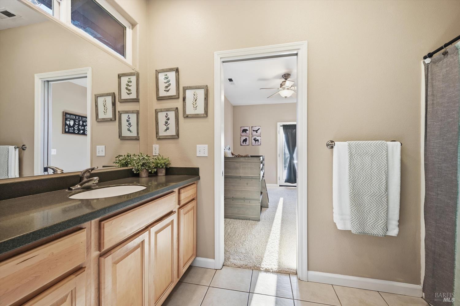 Detail Gallery Image 29 of 39 For 20158 Gold Flat Ct, Hidden Valley Lake,  CA 95467 - 4 Beds | 3 Baths