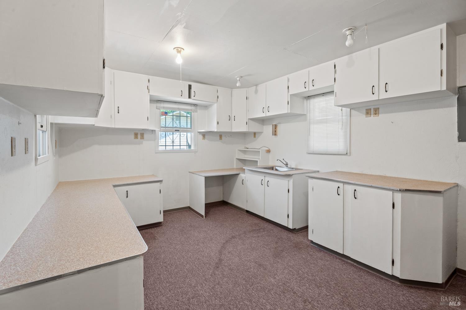 Detail Gallery Image 18 of 21 For 850 Mendocino Dr, Ukiah,  CA 95482 - 3 Beds | 1 Baths