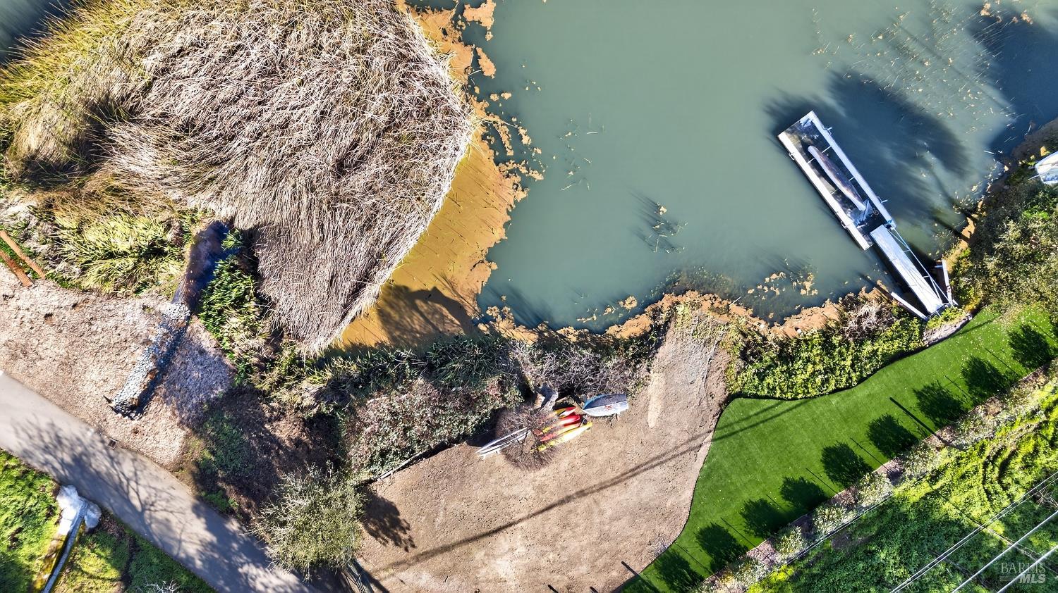 Detail Gallery Image 52 of 68 For 2299 Sobre Vista Rd, Sonoma,  CA 95476 - 3 Beds | 2/1 Baths