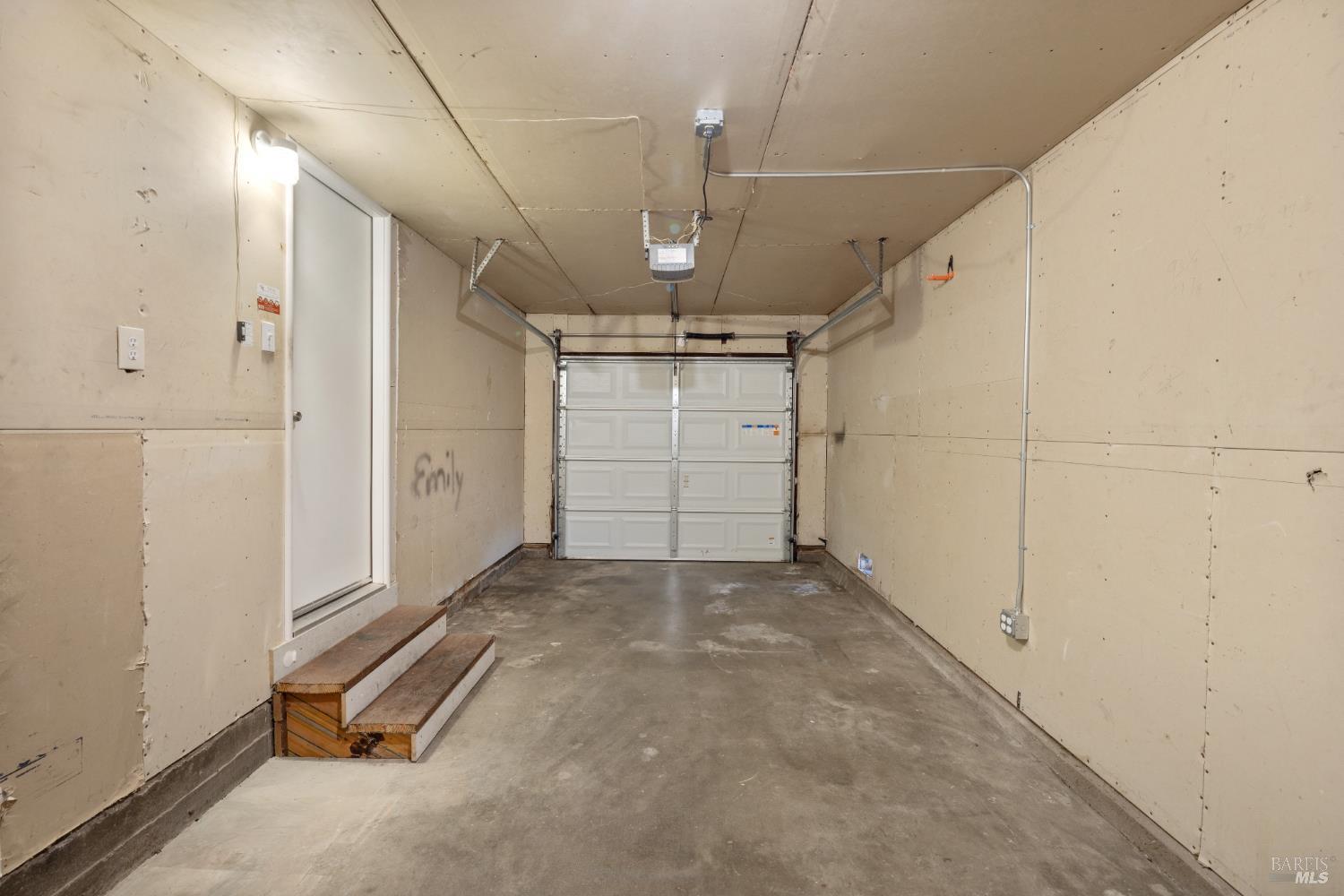 Detail Gallery Image 31 of 37 For 372 Acacia St, Vacaville,  CA 95688 - 3 Beds | 2 Baths