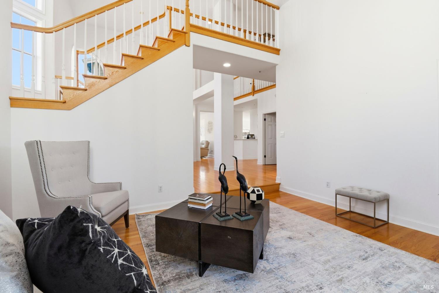 Detail Gallery Image 12 of 55 For 39 Erica Ct, Novato,  CA 94947 - 4 Beds | 3 Baths