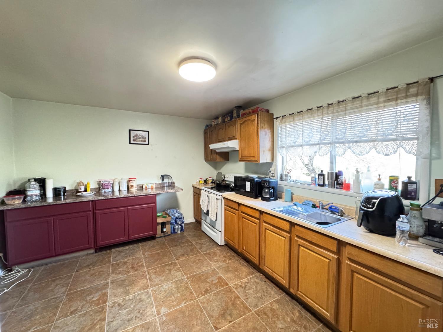 Detail Gallery Image 36 of 65 For 8411 Hwy 175 Hwy, Hopland,  CA 95449 - 3 Beds | 2 Baths