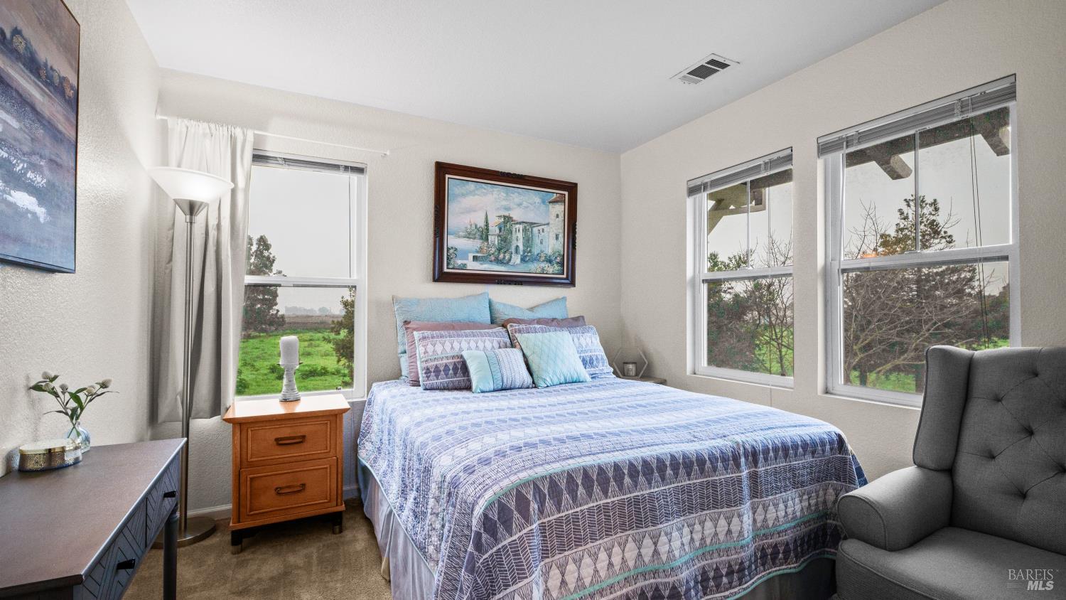 Detail Gallery Image 33 of 64 For 750 Harbor Park Dr, Suisun City,  CA 94585 - 3 Beds | 2/1 Baths