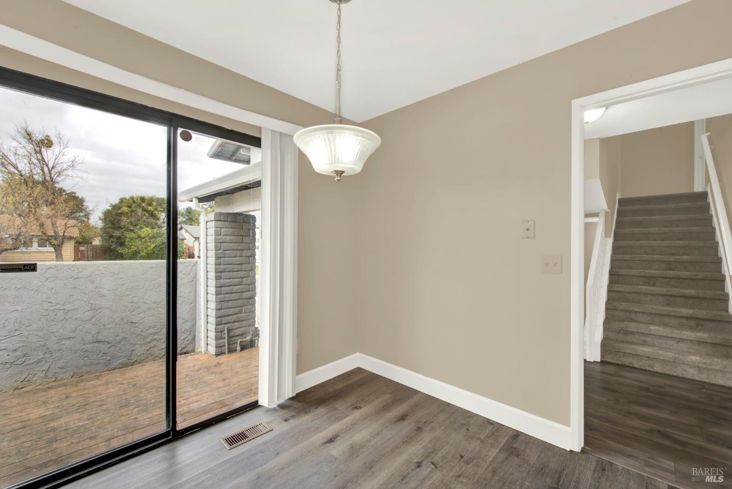 Detail Gallery Image 21 of 47 For 1437 Shelby Dr, Fairfield,  CA 94534 - 4 Beds | 2/1 Baths