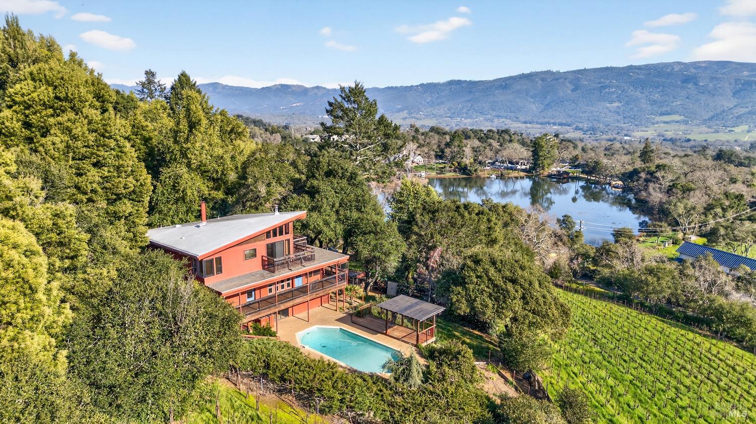 Detail Gallery Image 57 of 68 For 2299 Sobre Vista Rd, Sonoma,  CA 95476 - 3 Beds | 2/1 Baths