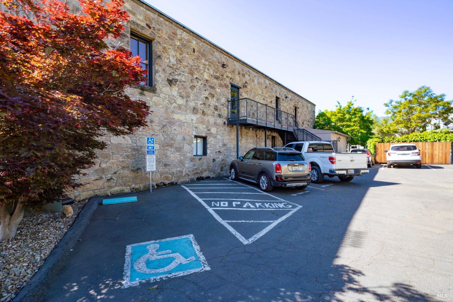 Detail Gallery Image 21 of 24 For 1104 Adams St, Saint Helena,  CA 94574 - – Beds | – Baths