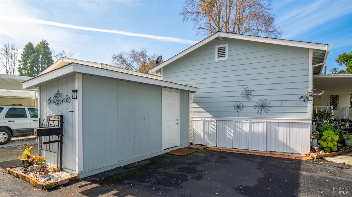 Detail Gallery Image 22 of 42 For 123 Ensenada Dr, Novato,  CA 94949 - 2 Beds | 2 Baths