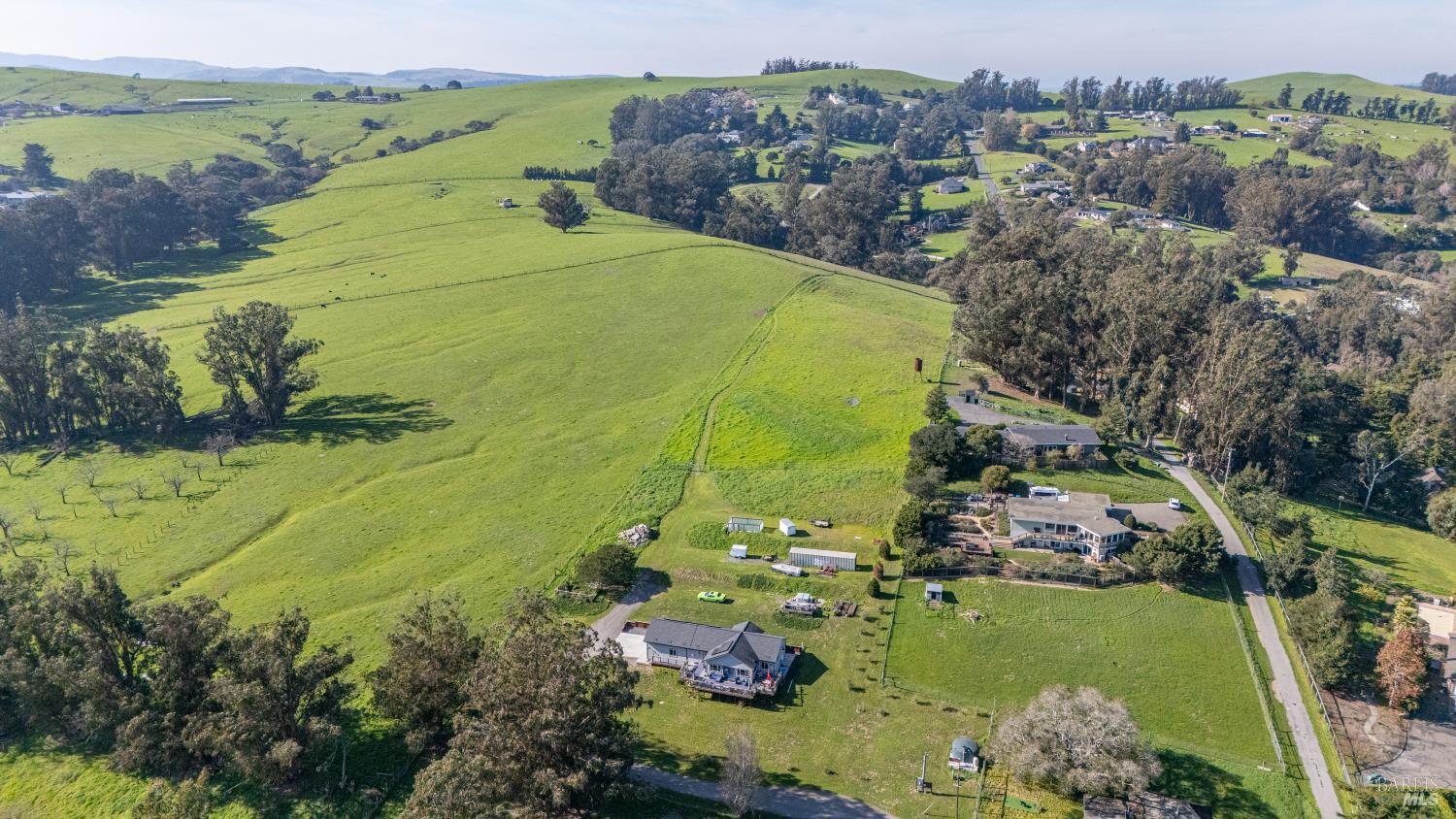 Detail Gallery Image 5 of 48 For 268 Eucalyptus Rd, Petaluma,  CA 94952 - 2 Beds | 2 Baths