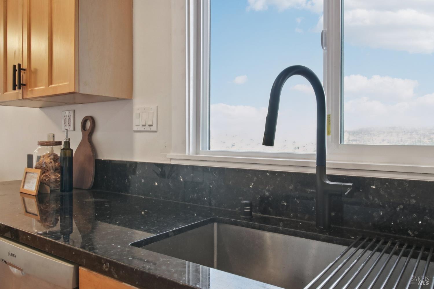 Detail Gallery Image 24 of 69 For 85 La Encinal Unkn, Orinda,  CA 94563 - 2 Beds | 1/1 Baths