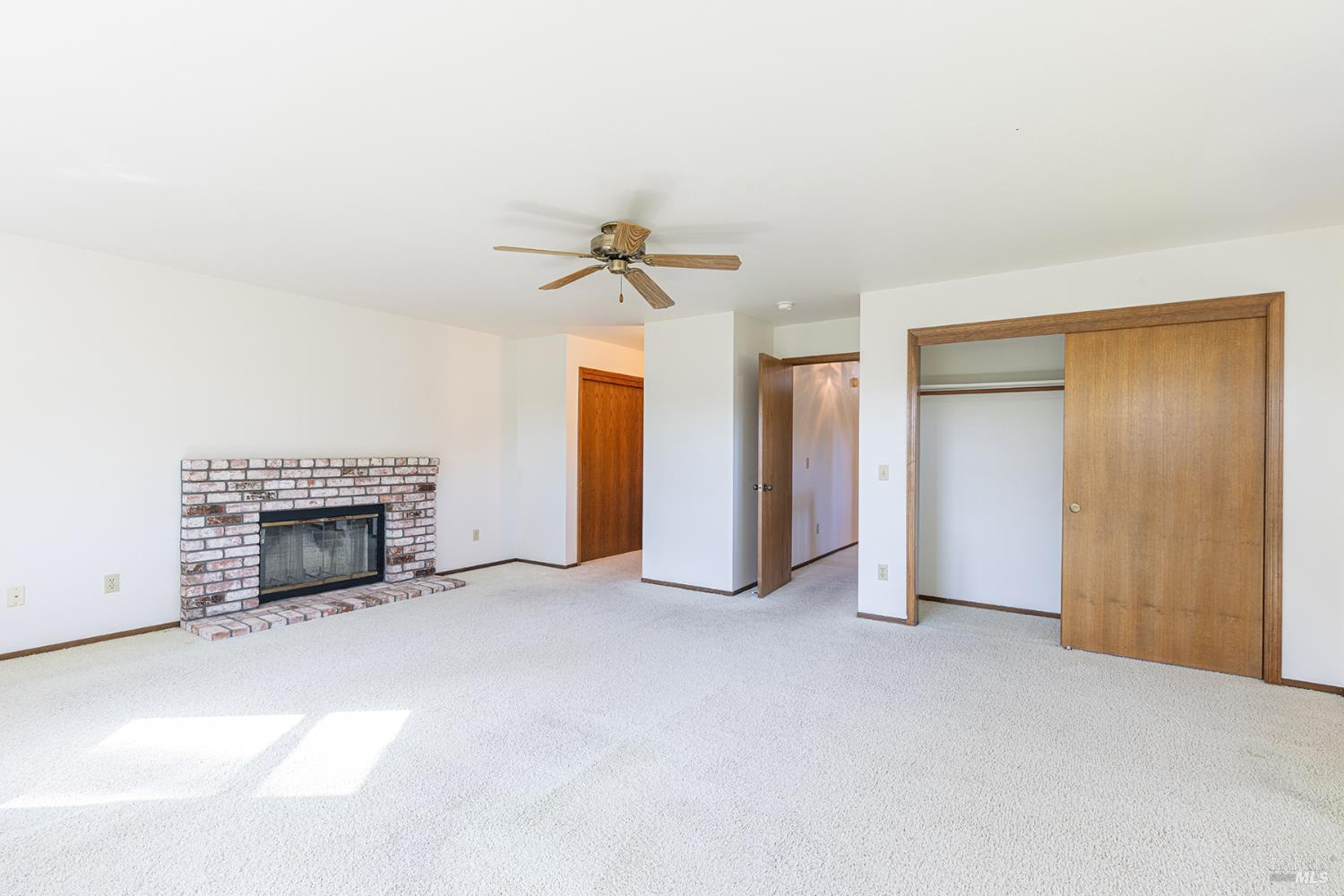 Detail Gallery Image 28 of 52 For 324 Burgundy Rd, Healdsburg,  CA 95448 - 3 Beds | 2/1 Baths