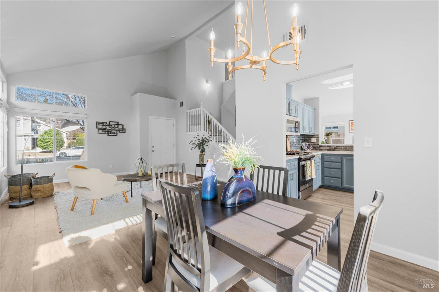 Detail Gallery Image 13 of 47 For 250 Somerville Dr, Vacaville,  CA 95687 - 4 Beds | 2/1 Baths