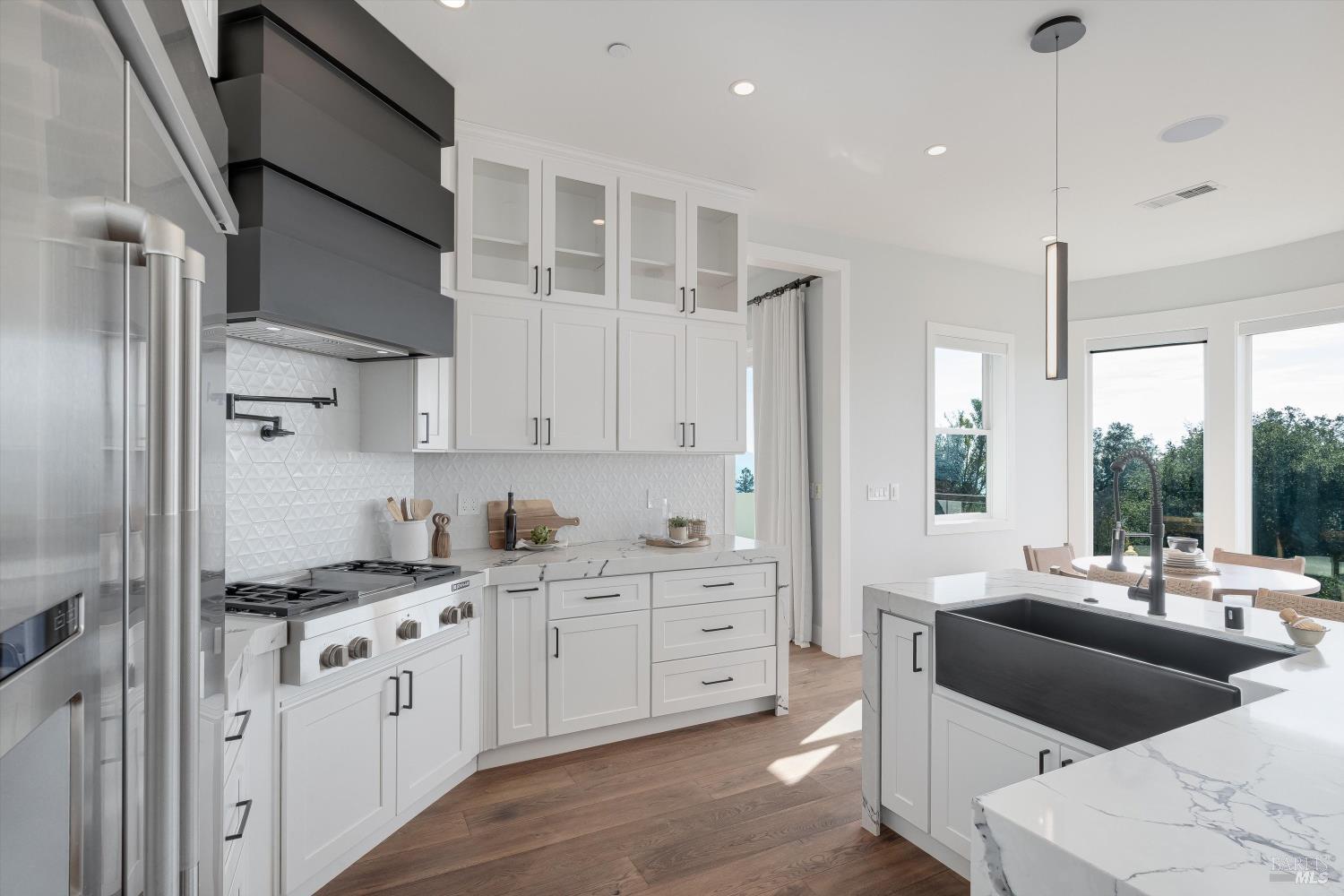 Detail Gallery Image 18 of 60 For 2116 Wedgewood Way, Santa Rosa,  CA 95404 - 4 Beds | 4 Baths