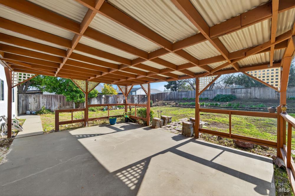 Detail Gallery Image 41 of 53 For 1355 W F St, Dixon,  CA 95620 - 4 Beds | 2/1 Baths