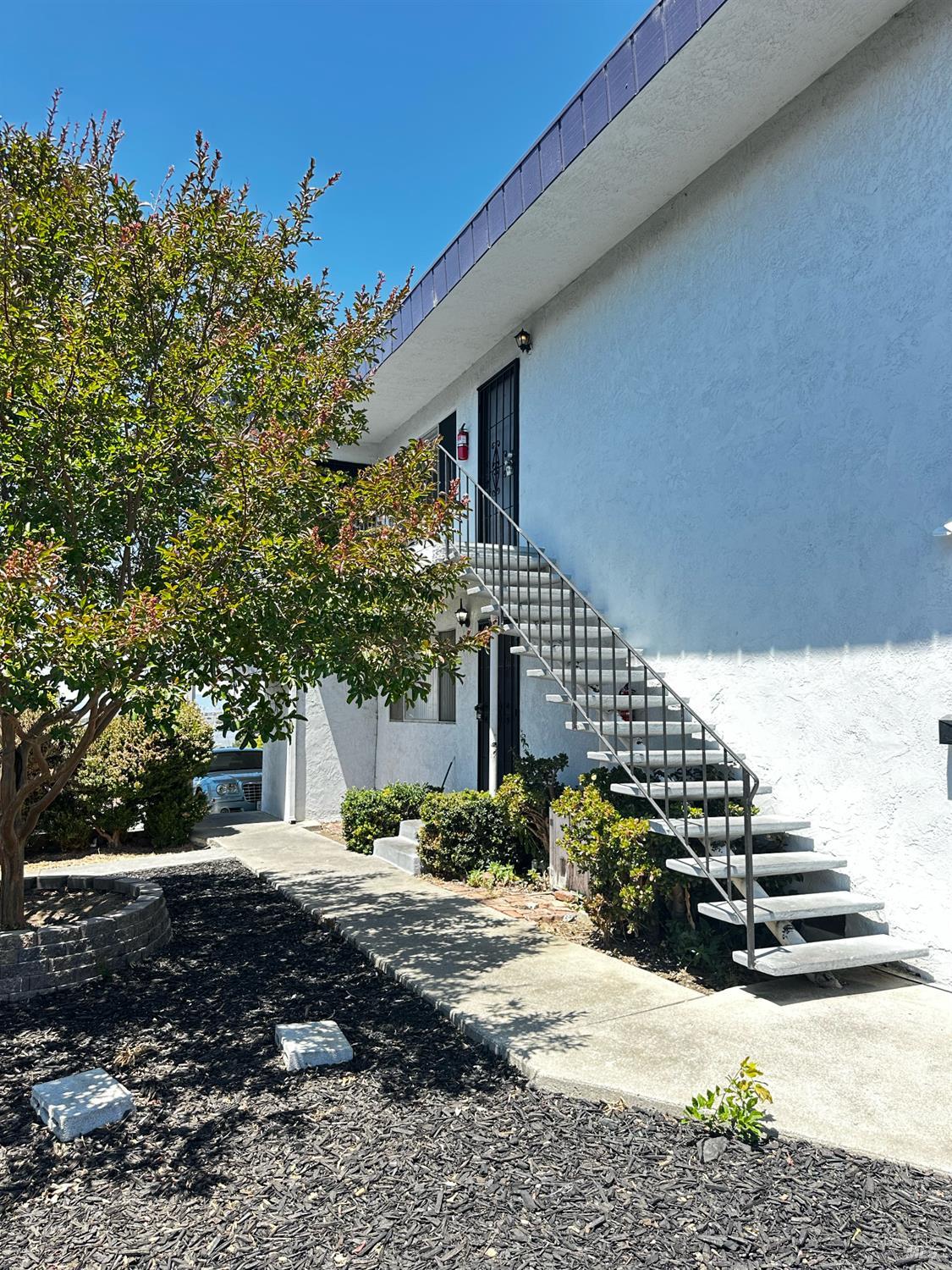 Detail Gallery Image 3 of 33 For 523 Branciforte St, Vallejo,  CA 94590 - – Beds | – Baths