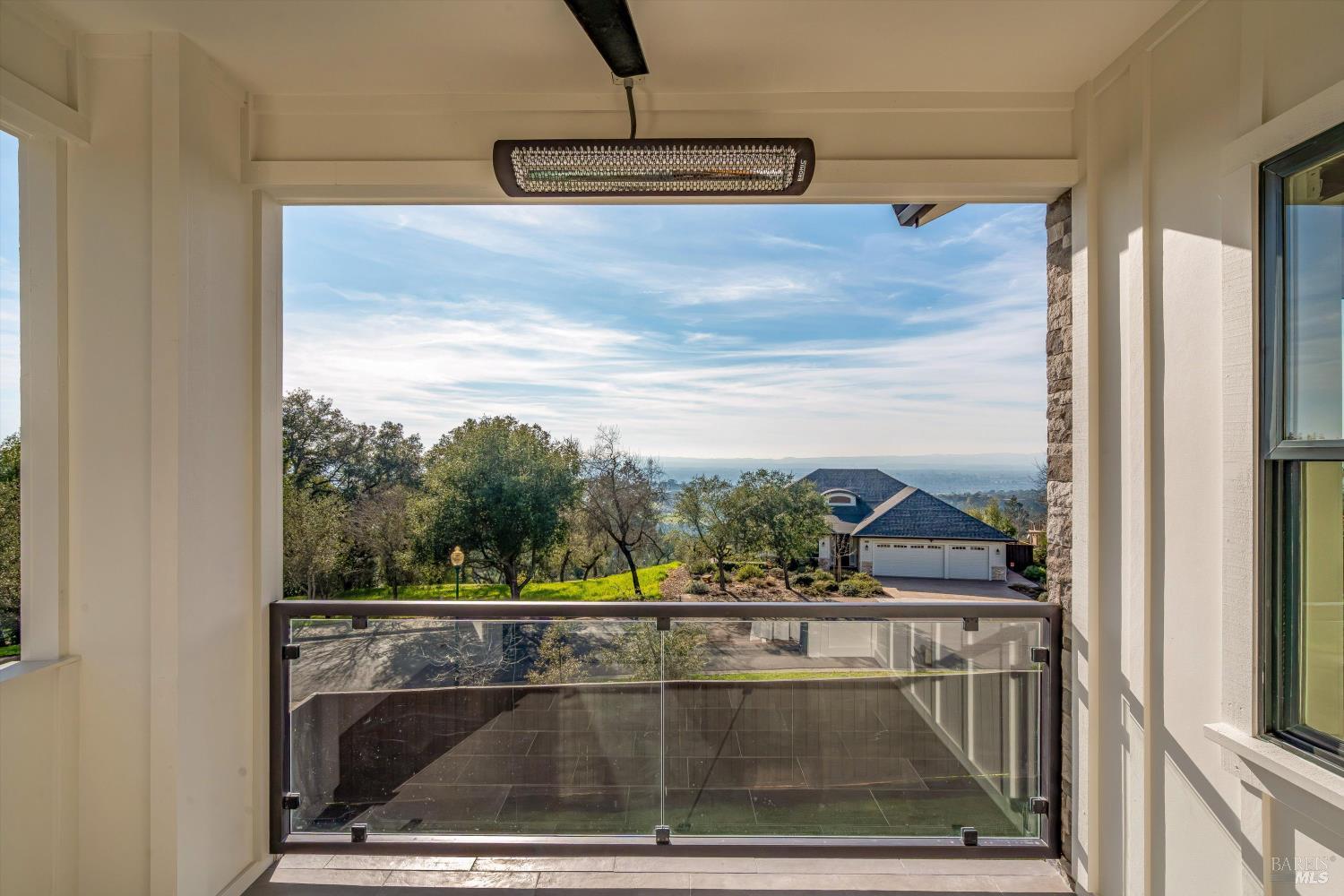 Detail Gallery Image 11 of 60 For 2116 Wedgewood Way, Santa Rosa,  CA 95404 - 4 Beds | 4 Baths