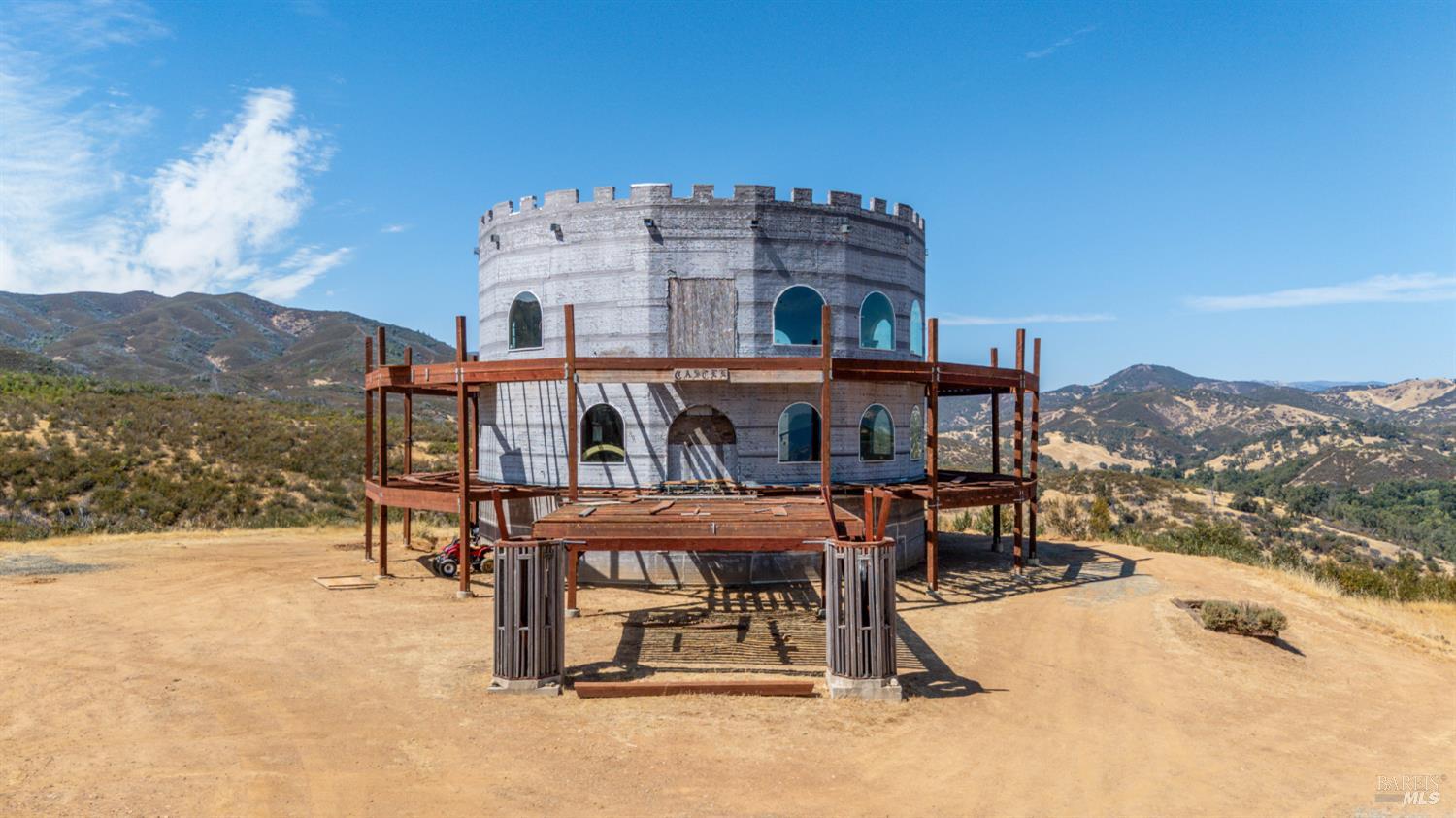 Detail Gallery Image 5 of 18 For 4605 Scotts Valley Rd, Lakeport,  CA 95453 - 3 Beds | 3/1 Baths