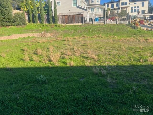 Detail Gallery Image 18 of 29 For 2005 Bracken Ct, Santa Rosa,  CA 95403 - – Beds | – Baths