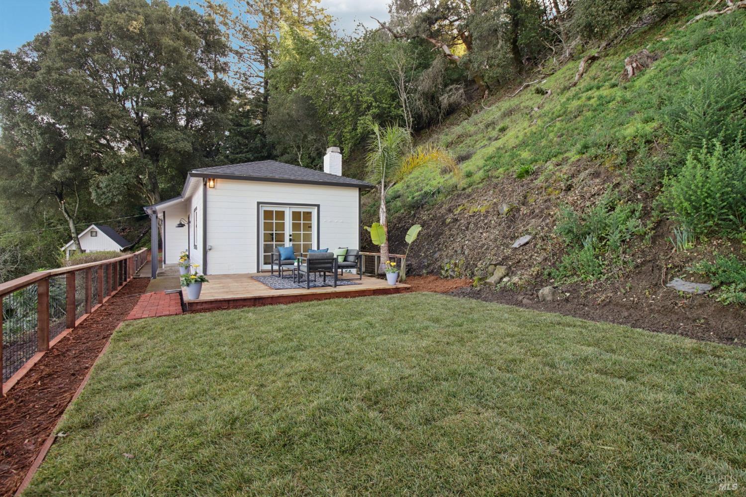 Detail Gallery Image 58 of 69 For 85 La Encinal Unkn, Orinda,  CA 94563 - 2 Beds | 1/1 Baths