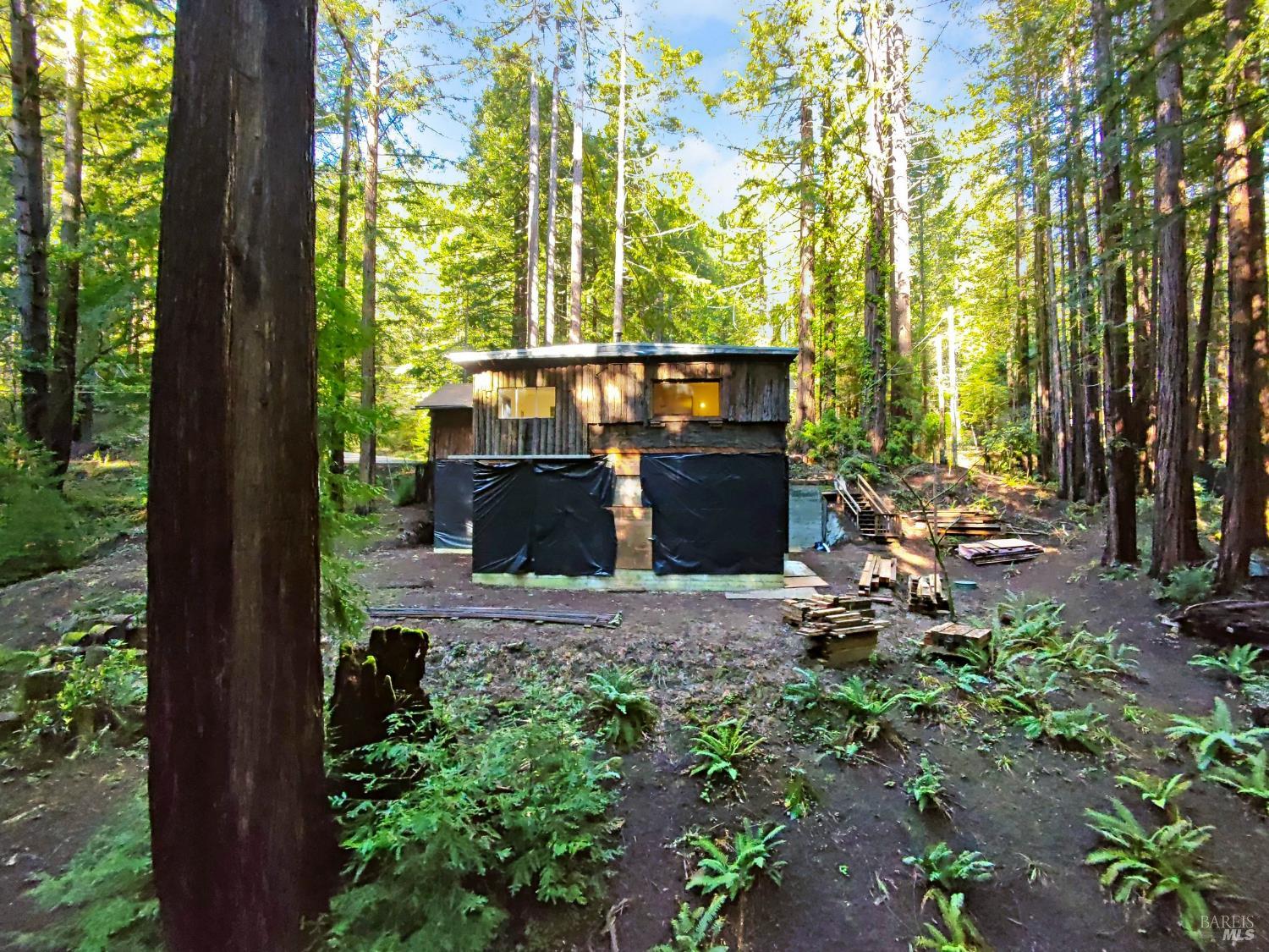 Detail Gallery Image 11 of 31 For 16125 Bittner Rd, Occidental,  CA 95465 - 4 Beds | 2 Baths