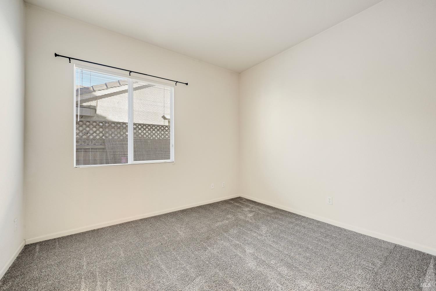 Detail Gallery Image 25 of 33 For 1651 Little Rock Cir, Suisun City,  CA 94585 - 3 Beds | 2 Baths