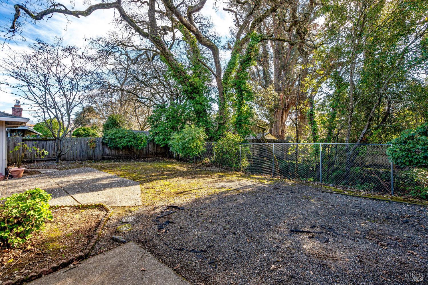 Detail Gallery Image 33 of 35 For 5330 Marit Dr, Santa Rosa,  CA 95409 - 3 Beds | 2/1 Baths